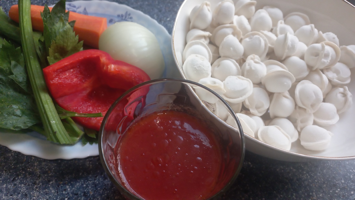 Пельмени Болоньезе: простой и вкусный ужин