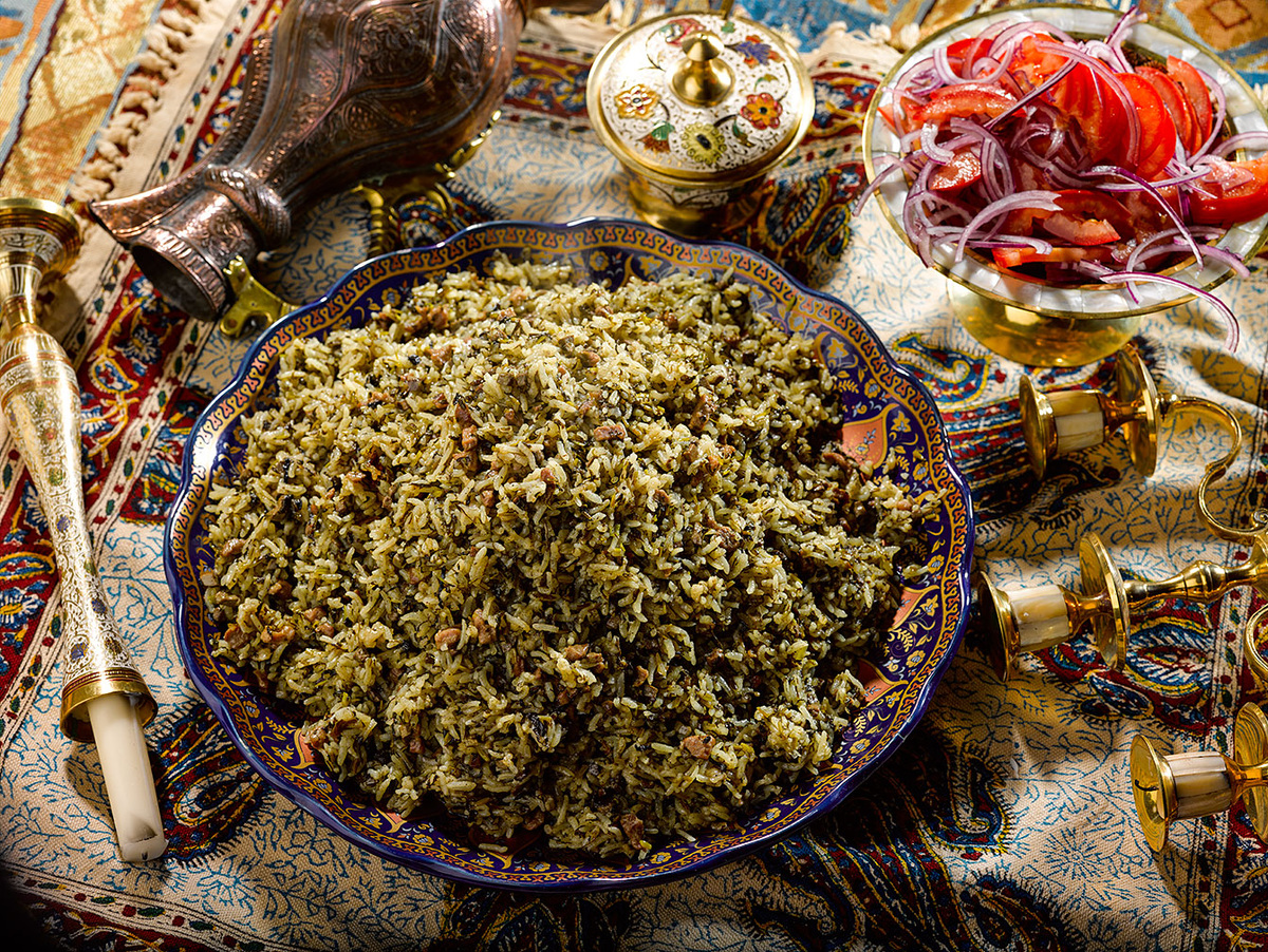 Килограмм зелени и 40 минут: секрет бахша, который съедают до последней рисинки