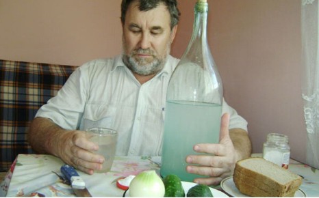 Почему самогон и виски — это разные миры: разбираемся в отличиях