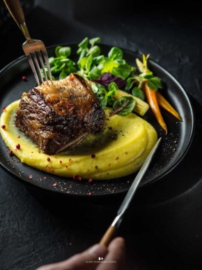 Искусство подачи: Как фуд-стилист Слава Поздняков меняет взгляды на еду