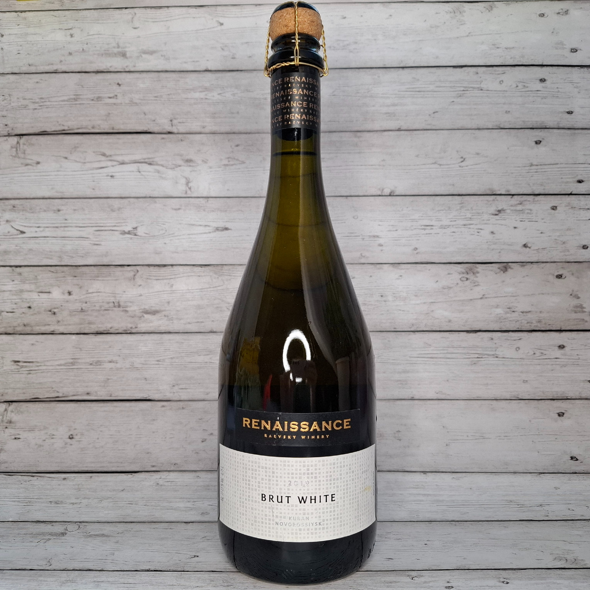 Игристое вино, которое завоевывает сердца: знакомьтесь с Ренессансом от Раевского