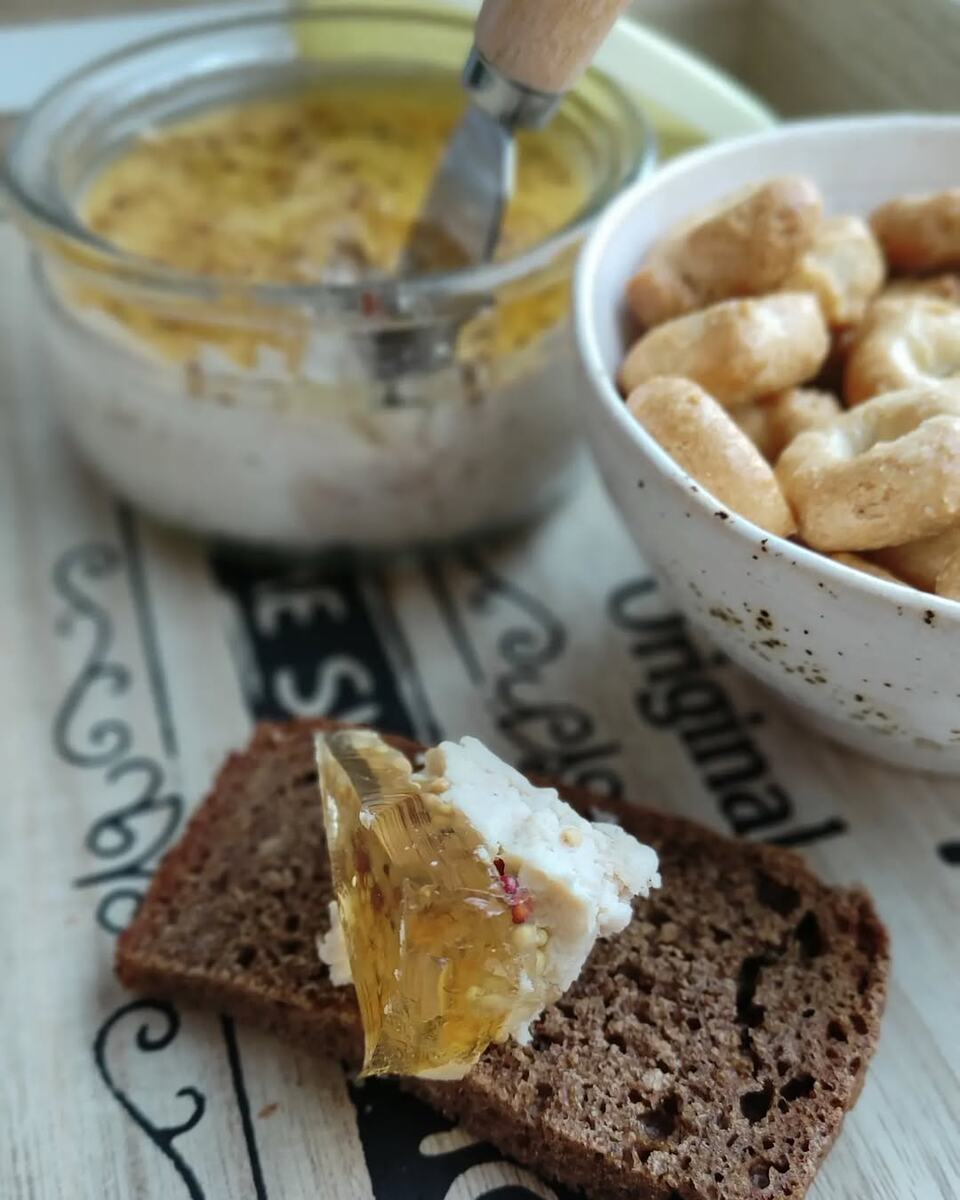 Риет из курицы: закуска, вдохновленная средневековыми традициями