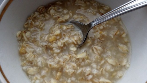 Почему овсянка может оказаться не так полезна, как считалось