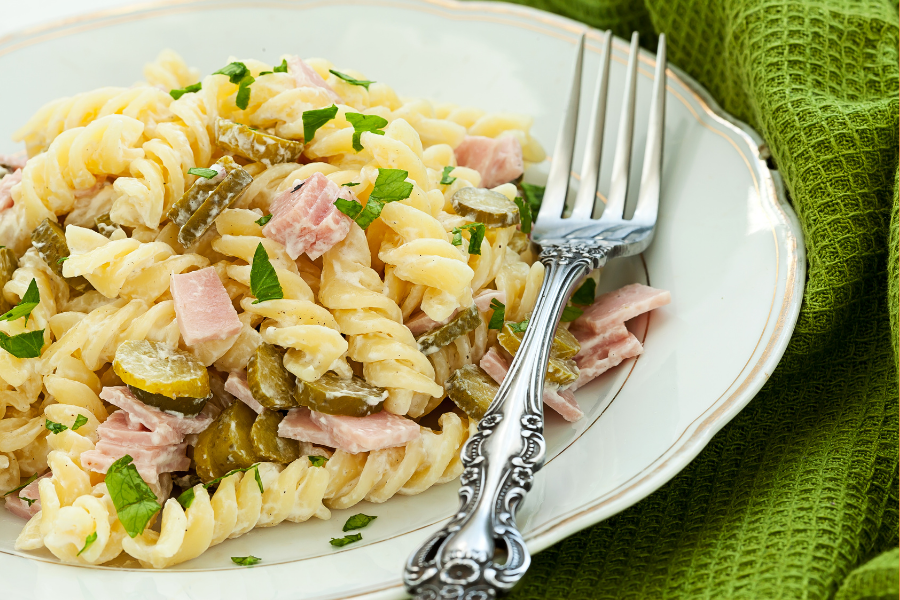 Неповторимый салат «Вчерашний», который покорит ваши вкусовые рецепторы