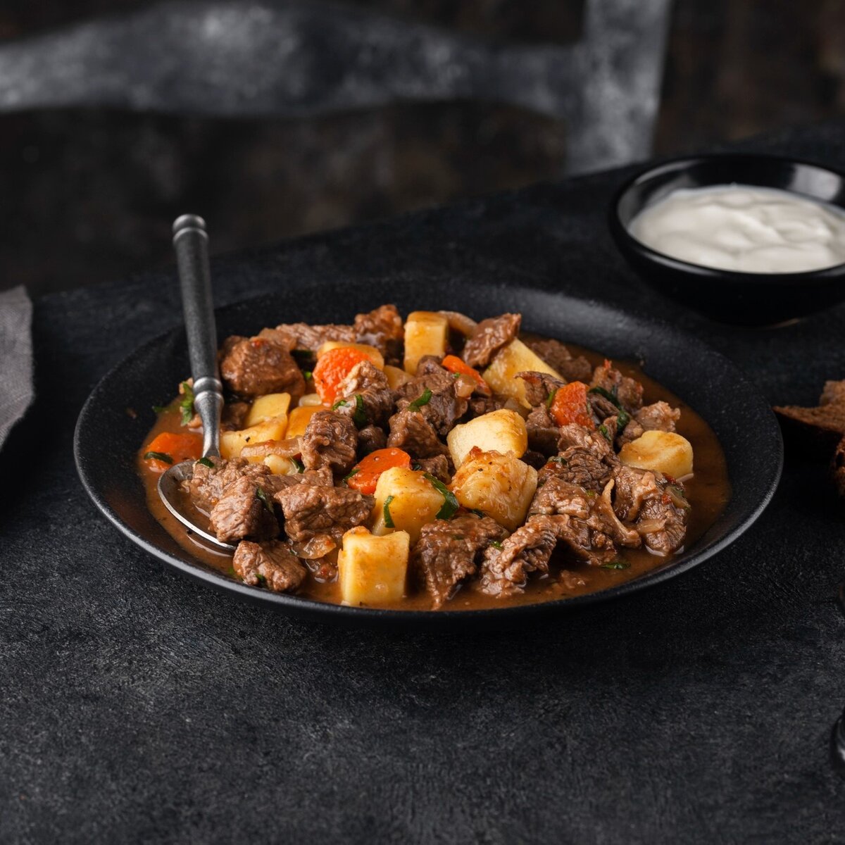 Как ускорить приготовление тушеного мяса с помощью простых ингредиентов