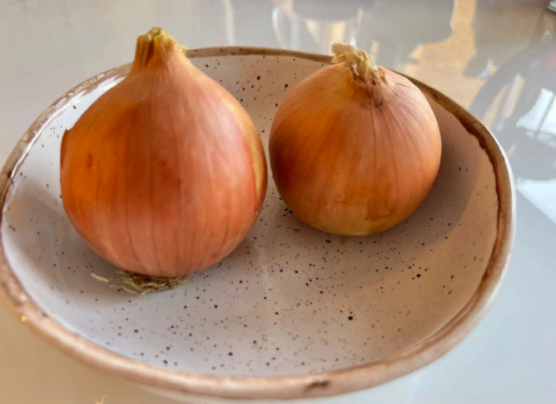 Лук в салате: секреты нарезки, которые изменят вашу кухню навсегда