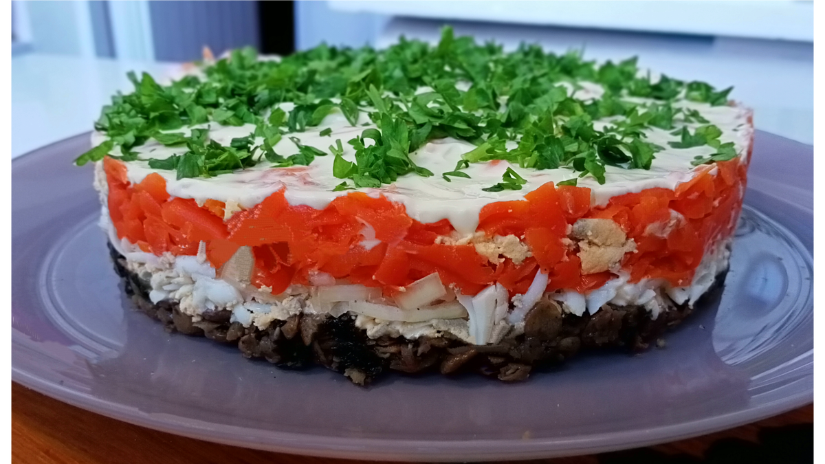 Новый взгляд на классический салат: Мимоза без рыбы