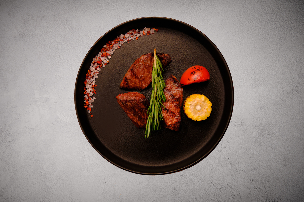 Мраморная говядина: почему цена на стейк может шокировать