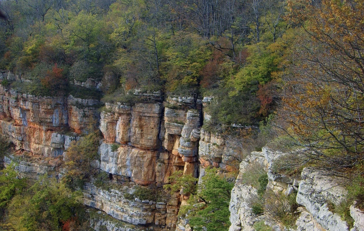 Секреты Орлиных скал: величие природы и мифы Кавказа