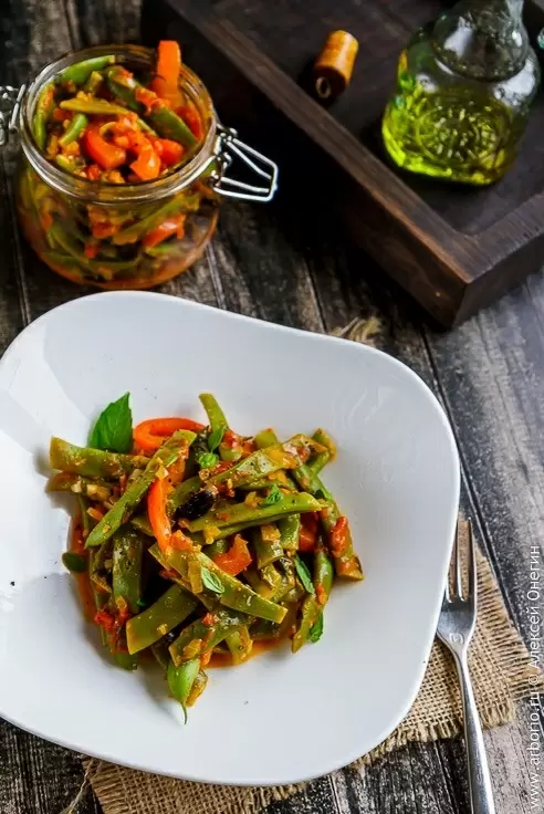 Сочной стручковой фасоли: как создать изысканное блюдо с томатным соусом