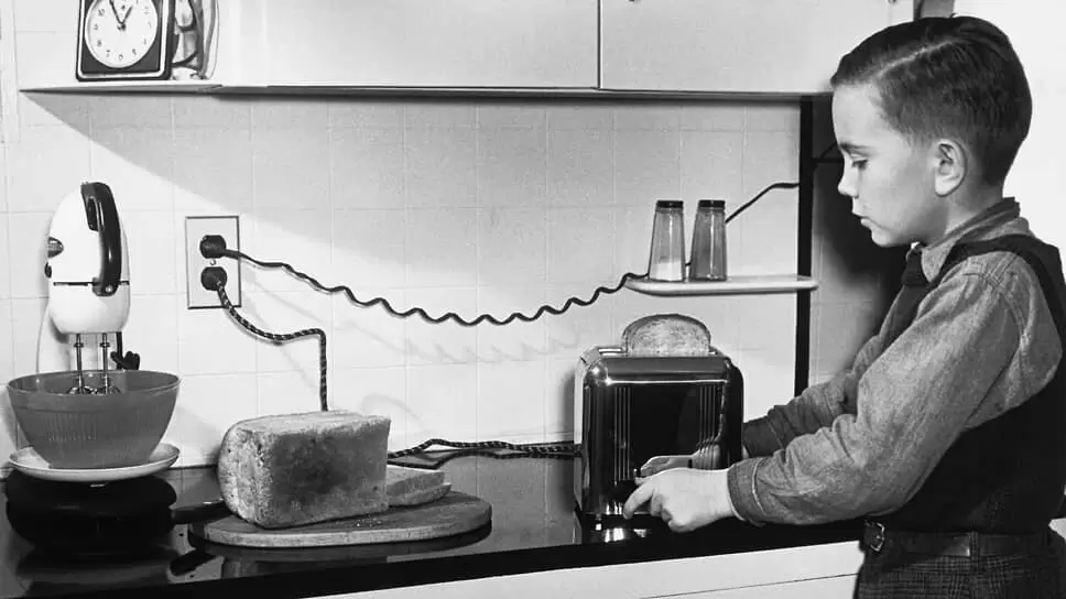 Как один механик изменил утренний ритуал всего мира