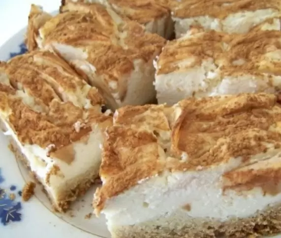 Рецепт осеннего пирога с яблоками и творожной начинкой